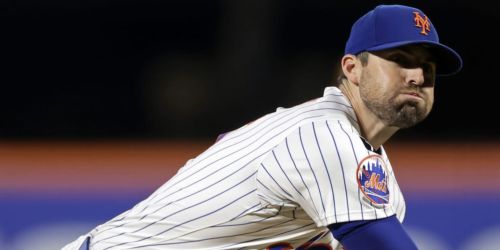 Holmes toying with idea of throwing lefties for a curve