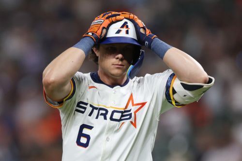 In search of a spark, Astros make changes to their outfield