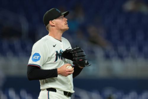 Marlins Place Pete Fairbanks On Injured List
