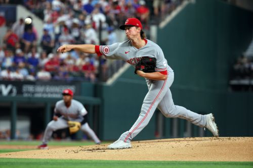 Game 12: Reds at Marlins (6:40 PM ET) – Singer vs. Perez