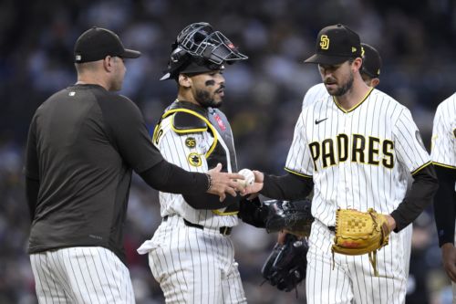 Padres offense goes dormant following productive night at the plate