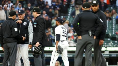 Valdez tossed as Hinch questions LHP's actions
