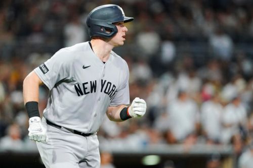 Early offense, great relief pitching gives Yankees win over Padres