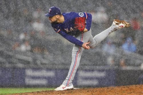 Nathan Eovaldi keeps rolling against Yankees as Will Warren falters