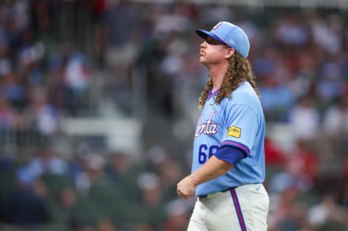 Braves get pummeled in miserable 10-3 loss to Arizona