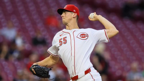 Reds quietly setting up a regrettable one-and-done scenario for Brandon Williamson