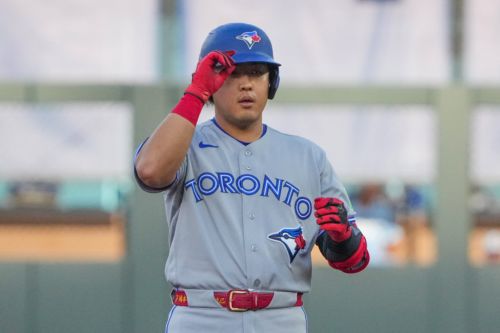 Instant Reaction: Kazuma Okamoto stars in Blue Jays’ 4-3 win over Royals