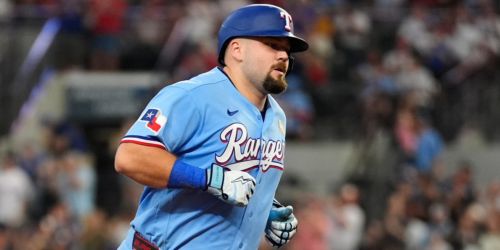 The power of the goatee? Burger goes yard twice after making change