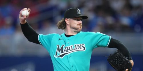 Paddack's early-season struggles continue with wild 1st inning