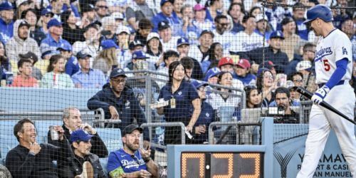 Cheers, Kersh! Retired ace takes in Dodgers win from front row