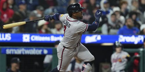 Braves' lefty-lefty lineup strategy fuels 5th straight win, sweep of Phillies