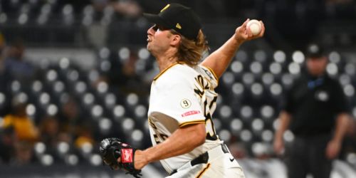 Mlodzinski’s role continues to evolve in Pirates' 10-inning loss