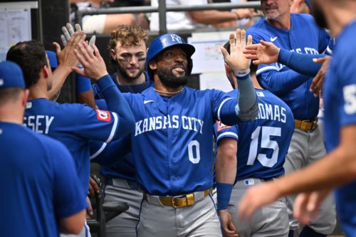 Royals take finale on southside against White Sox