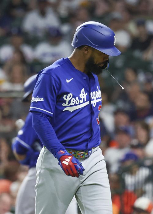 Shohei Ohtani’s longest Dodgers pitching start wasted in loss to Astros