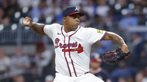 Braves pitching strong and Farmer stays hot in victory over Yankees