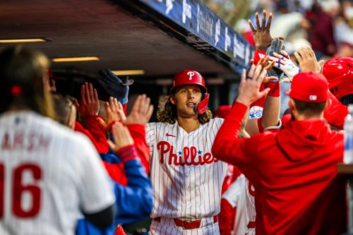 Alec Bohm pulls his way to three extra-base hits in win against Rockies