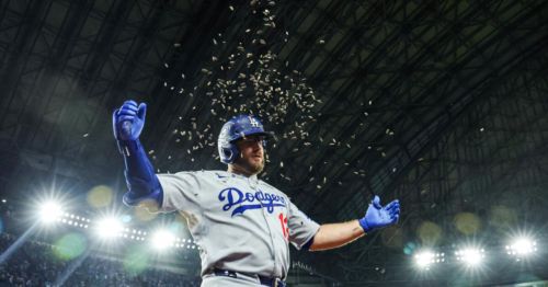 Dodgers Dugout: Looking at the NL West third basemen and shortstops