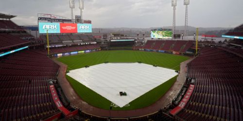 Cards-Reds finale postponed; No. 20 prospect Mautz called up before rainout