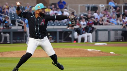 Guardians legend's career at a crossroads after Diamondbacks roster move