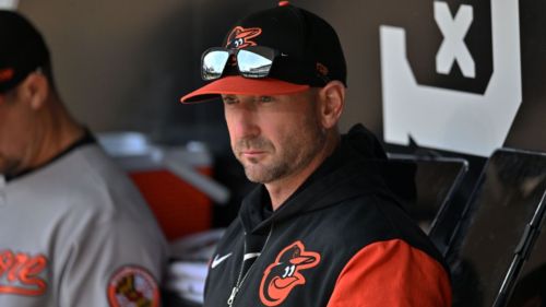 O's manager Albernaz OK after line drive to face