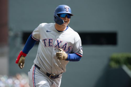 50-48 – Gory start ends in glory as Rangers get even with Braves