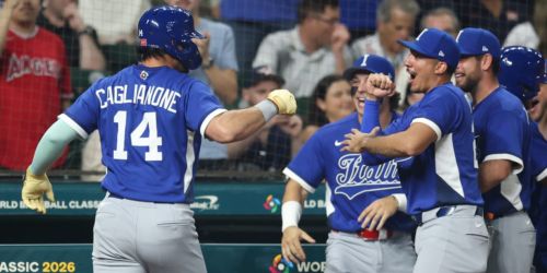 Lorenzen throttles Team USA's big bats in Italy's stunner