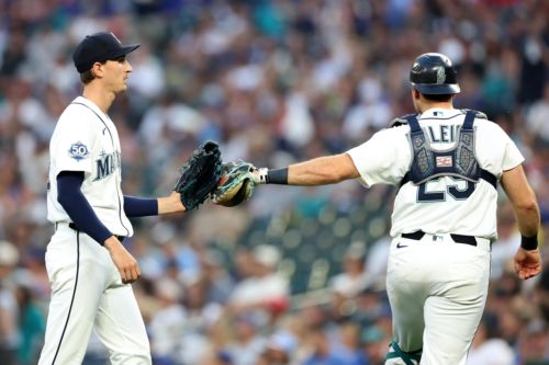 Kirby, Cal Vintage in Auspicious Mariners Win
