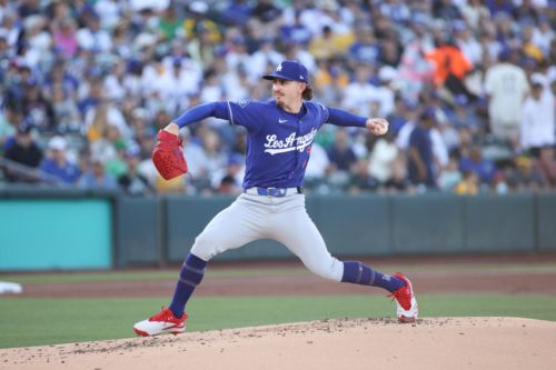 Justin Wrobleski strikes out 11, Dave Roberts earns 1,000th career win