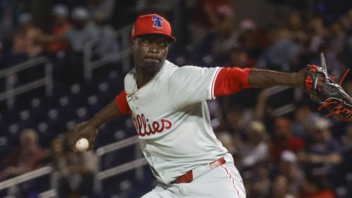 Reds promptly cut ties with pitcher whose ERA would make fans' heads explode