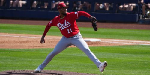 Greene feels strong, healthy in Reds spring debut