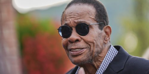 Hall of Famer Carew pays Twins a special visit in Anaheim