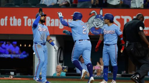 Updated AL West, Wild Card standings after Rangers-Blue Jays, Astros-Braves series