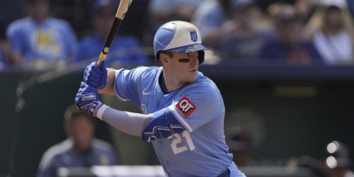 Rangers add righty-hitting Canha on Minors deal