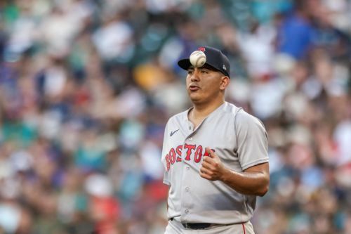 Ranger Suárez takes the ball in search of winning road trip
