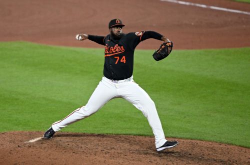 Bautista returns, but Orioles bats provide no support again in 3-0 loss to Brewers