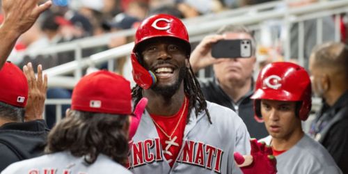 After crushing 30th homer, red-hot Elly on precipice of milestone