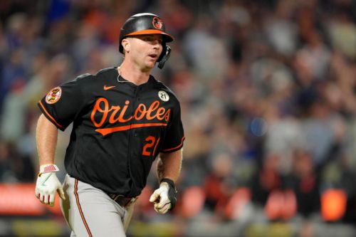 Orioles beat Mets in extras after Pete Alonso ties game with 300th home run in the ninth