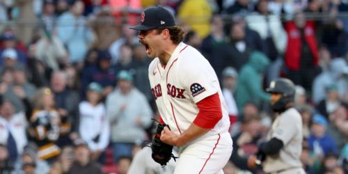 Top prospect Tolle rings up 11 K's, strikes out first 5 in dazzling '26 debut