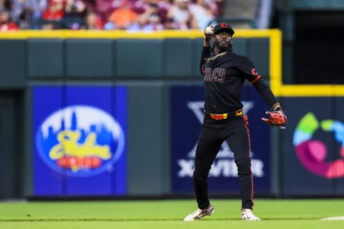 Reds Place Elly De La Cruz On Injured List, Promote Edwin Arroyo