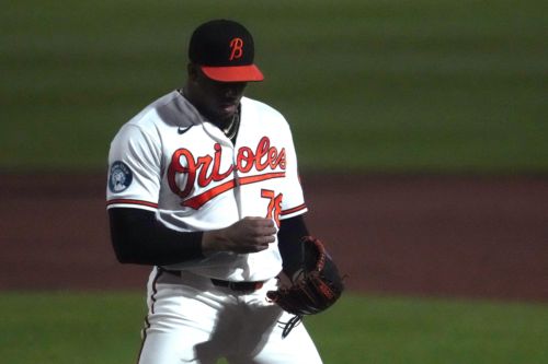 Podcast: Long winning streaks keep eluding the Orioles