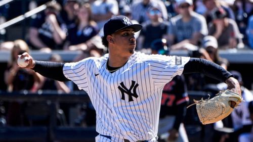 Yankees' subtle Carlos Lagrange injury update has fans fearing the worst