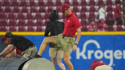 Reds vs. Diamondbacks June 14 rain delay: Full details, restart time, weather updates