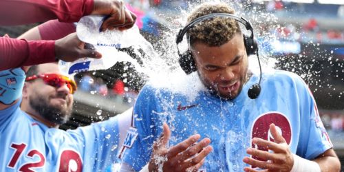 Déjà vu all over again? Stott's setup for Crawford's walk-off harkens back to '22