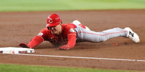 Have a day, Bleday! 8th cycle in Reds history helps snap losing streak