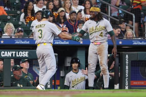 A’s Beat Astros 7-6, Win Series