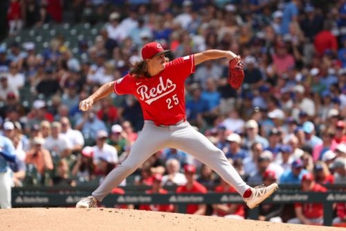 Cincinnati Reds vs. Milwaukee Brewers – Rhett Lowder vs. Shane Drohan