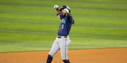 Crawford returns to Mariners' lineup, but Young remains in leadoff spot