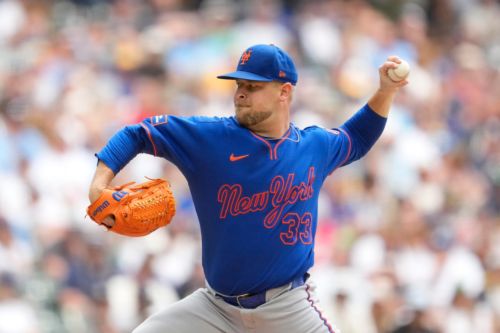 Mets trade A.J. Minter to Twins for pair of prospects