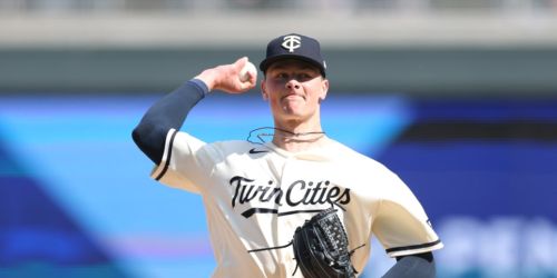Twins designate Woods Richardson, recall Klein from Triple-A