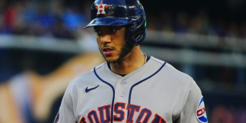 Peña exits with right hamstring cramp, hopeful it's minor issue